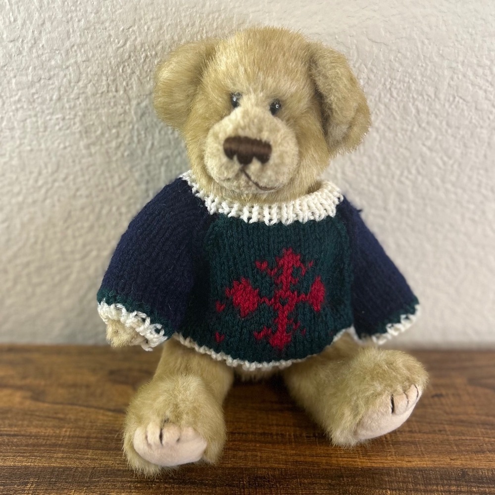 Chrisa Creations 1988 Teddy Bear Plush Stuffed Animal Dog Sweater‎